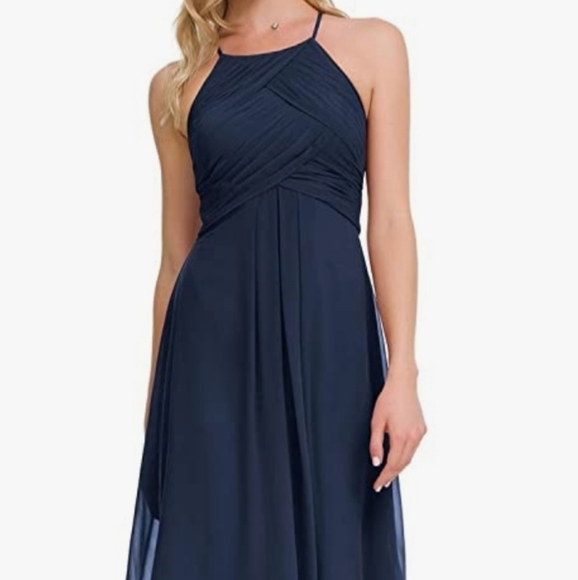 Dress - Picture 1 of 3